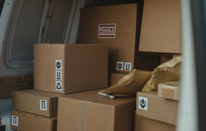 Light-directed fulfillment systems